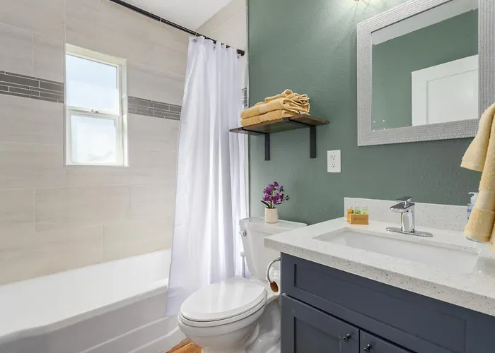 14th Coronado Historic District Holiday home *